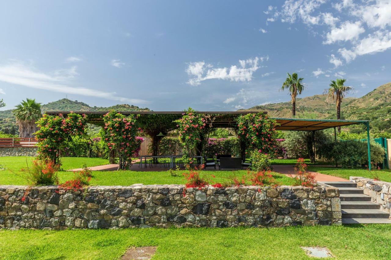 Le Del Principe-villa Alliata Country * Taormina