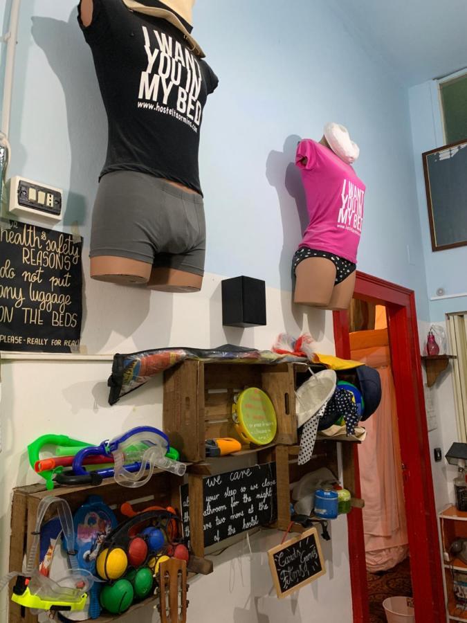 - Homstel Hostel